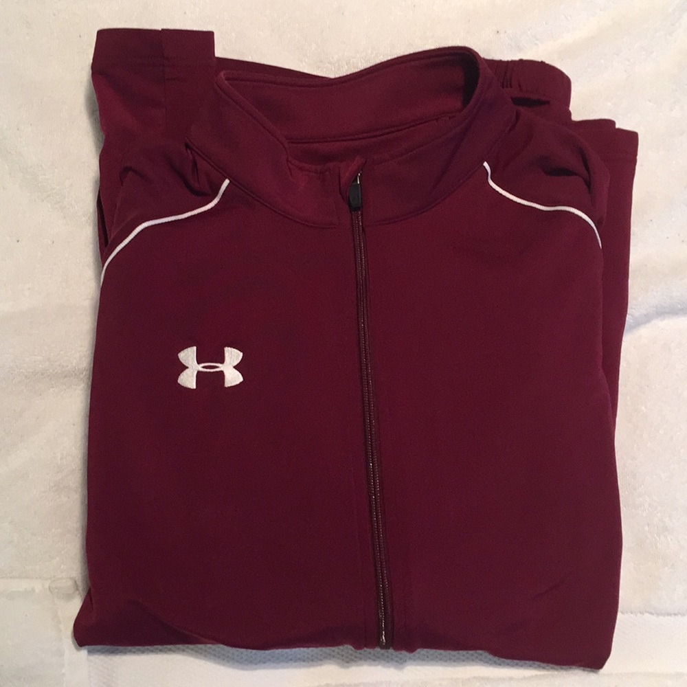 Under Armour Athletic Maroon Red Zip Jacket 🔆🔆🔆